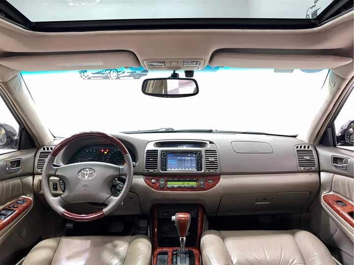 丰田佳美 03款 2.4l 自动