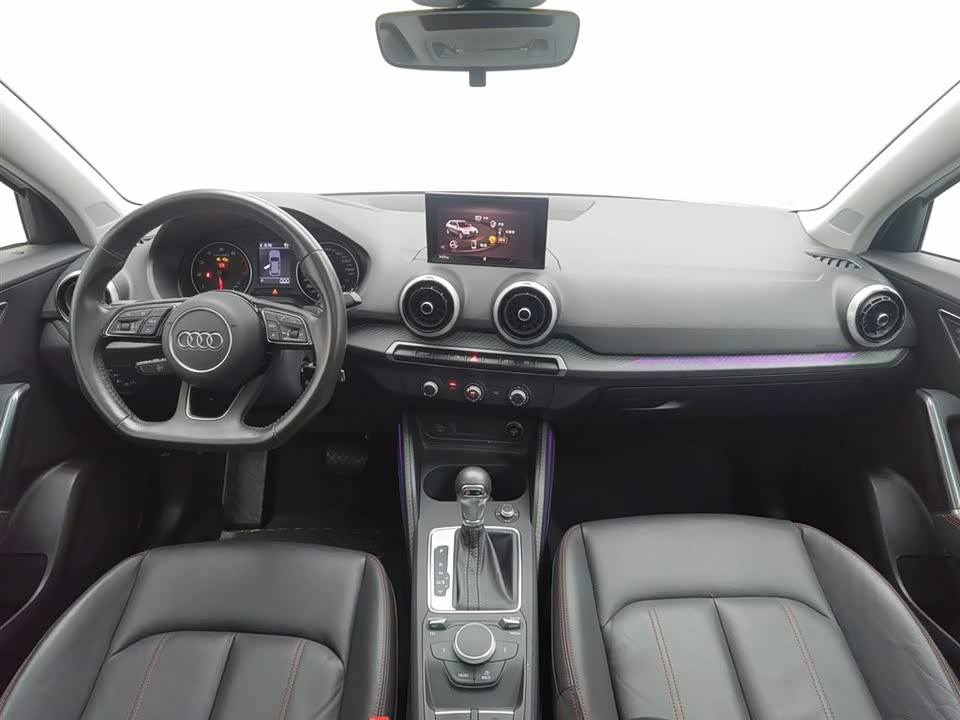 Audi Q2L Audi Q2L