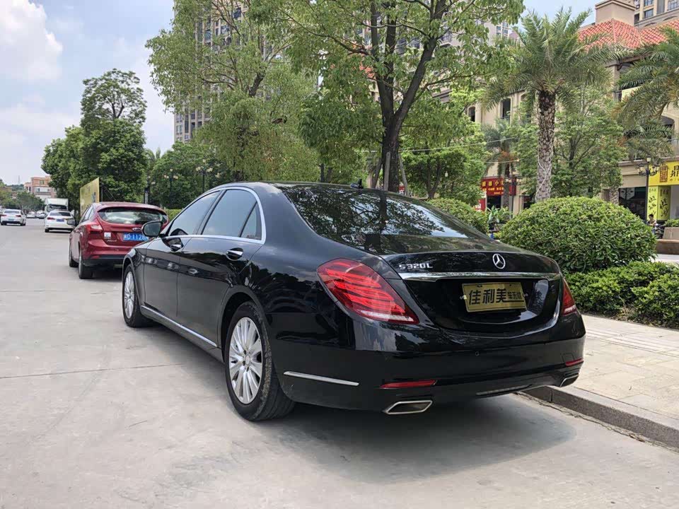 Mercedes-Benz S-class Mercedes-Benz S-class