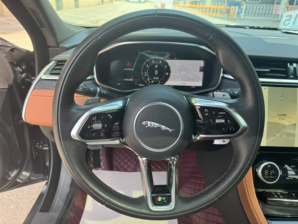 Jaguar XFL