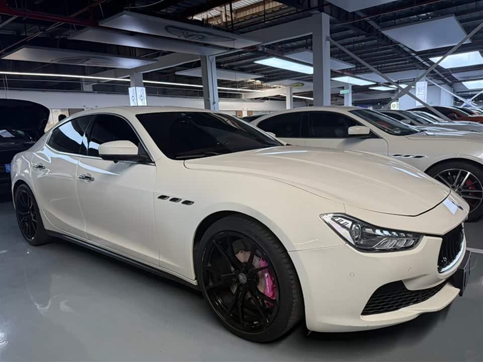 Maserati Ghibli Maserati Ghibli