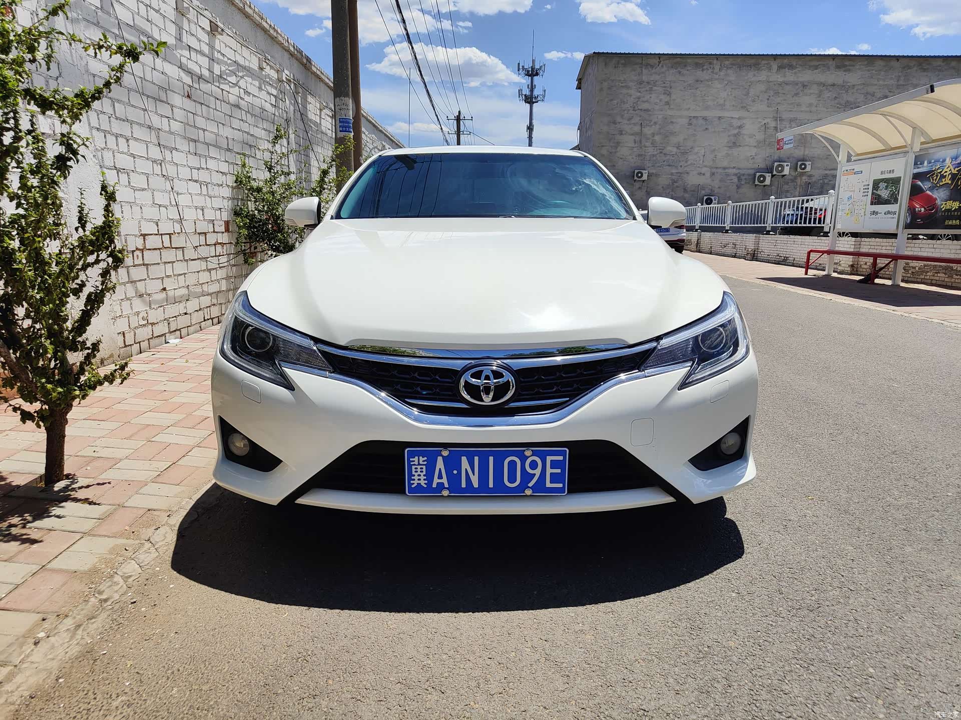Toyota 2.5V, 2017 2