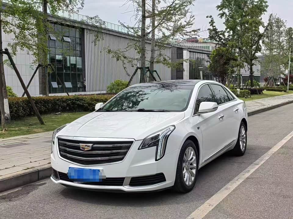 Cadillac XTS
