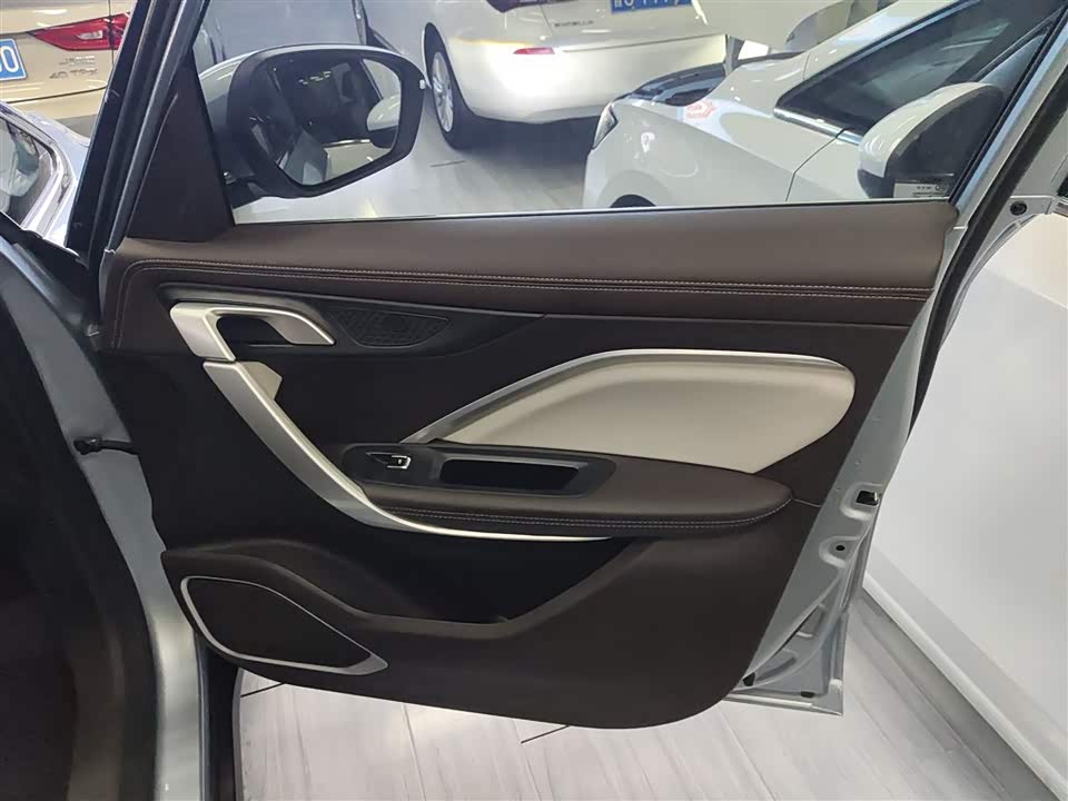 Geely Jiajie Geely Jiajie