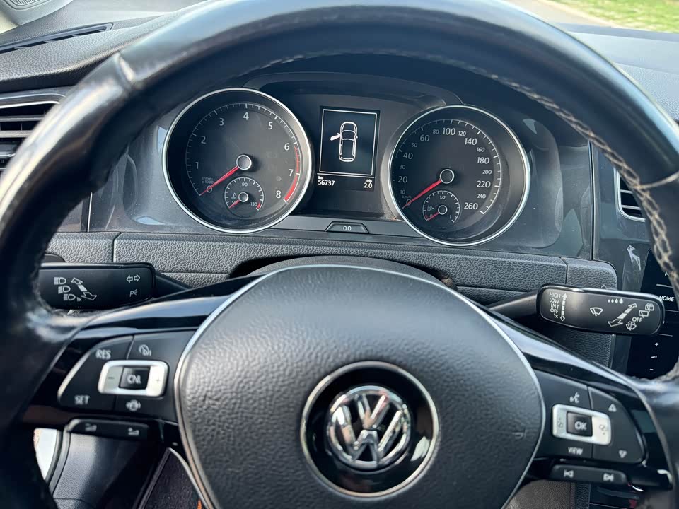 Volkswagen golf