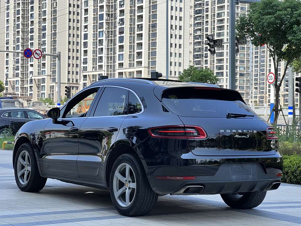 Porsche Macan Porsche Macan