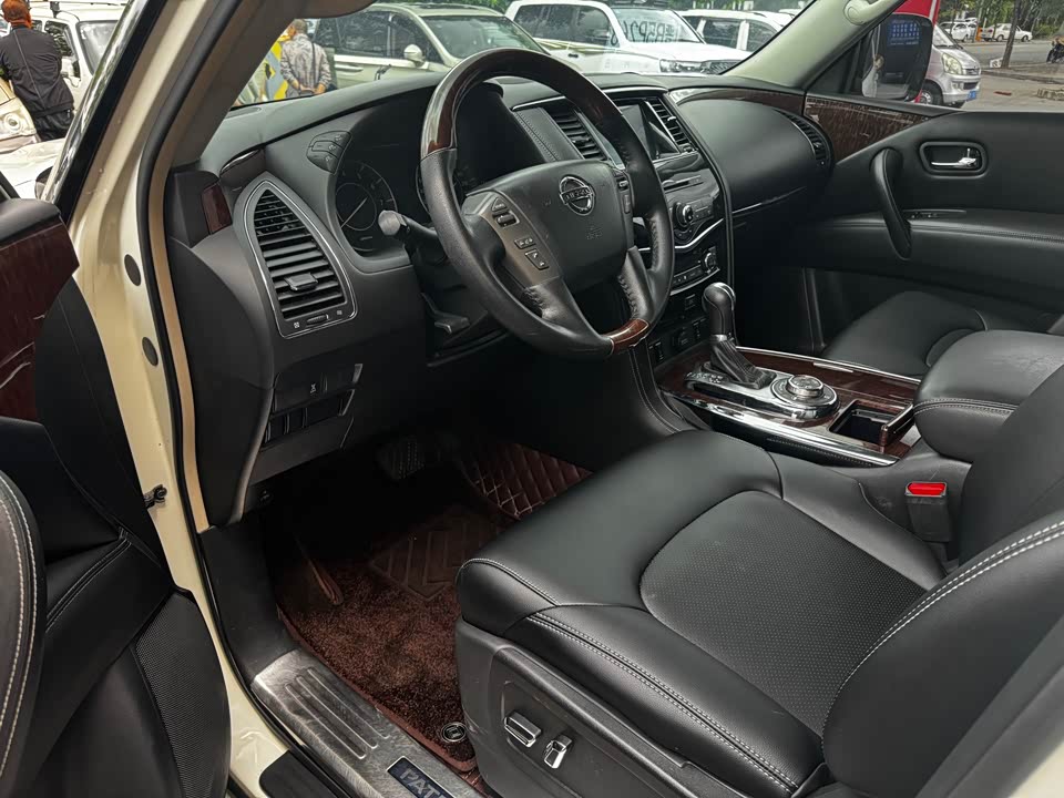 Nissan Toure