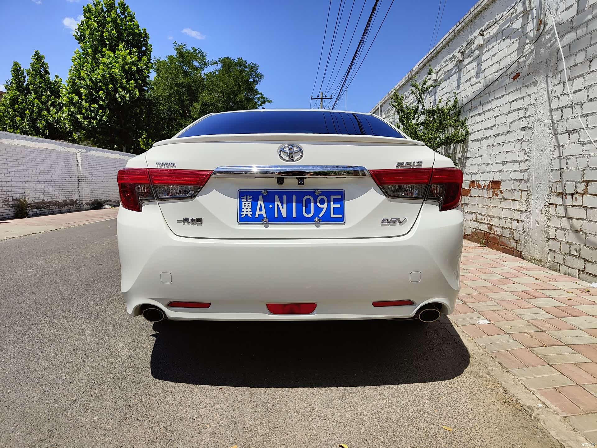 Toyota 2.5V, 2017 все фото