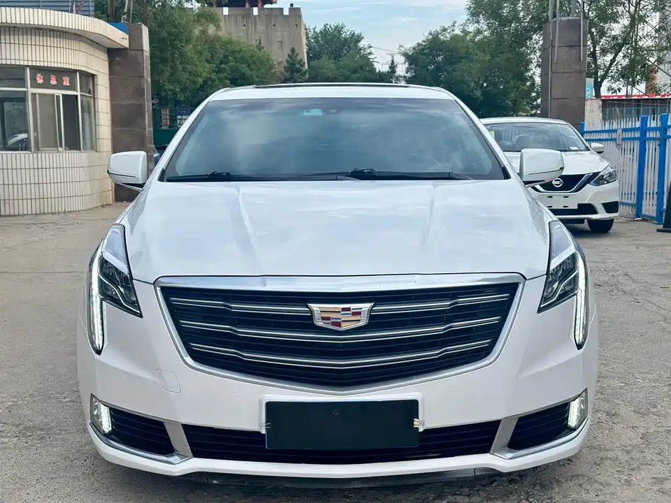 Cadillac XTS