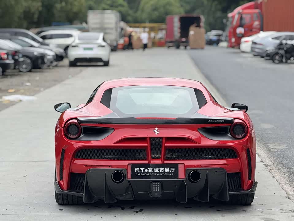 Ferrari 488