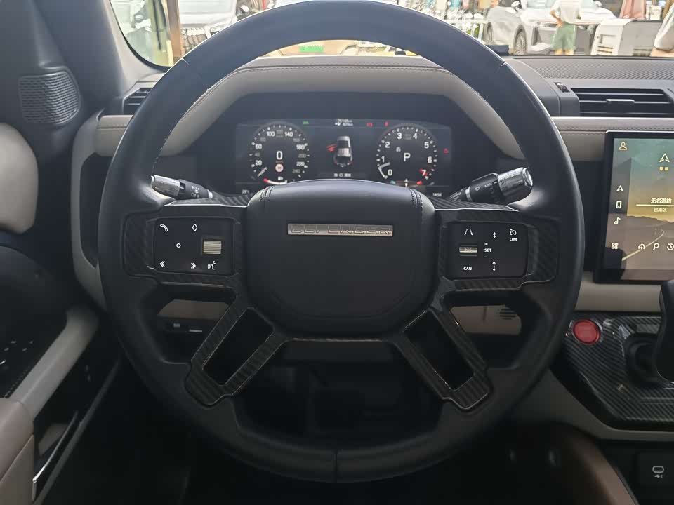 Land Rover guard