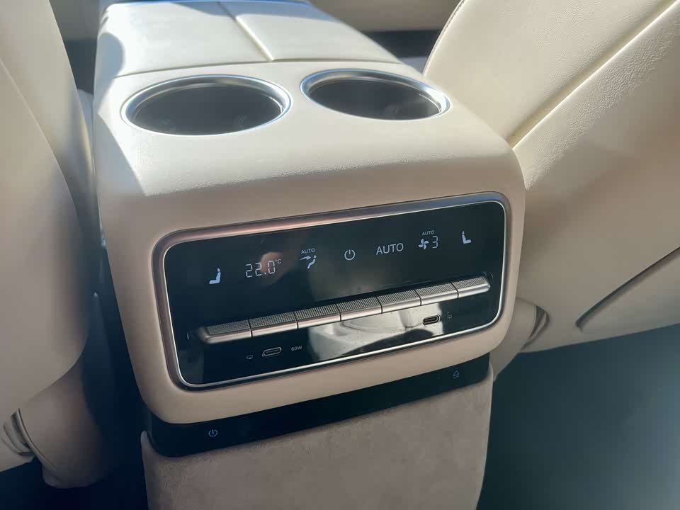 Li Auto Ideal L9