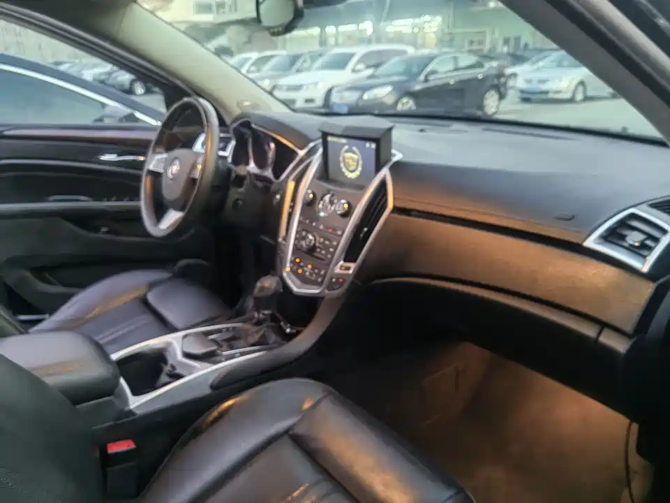 Cadillac SRX