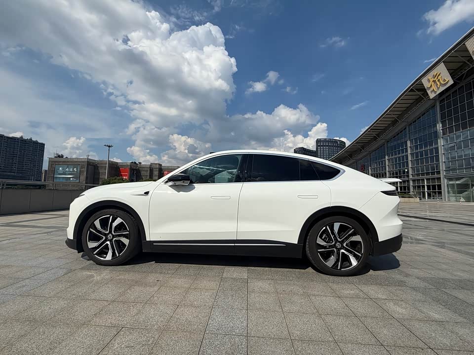 NIO EC7 NIO EC7