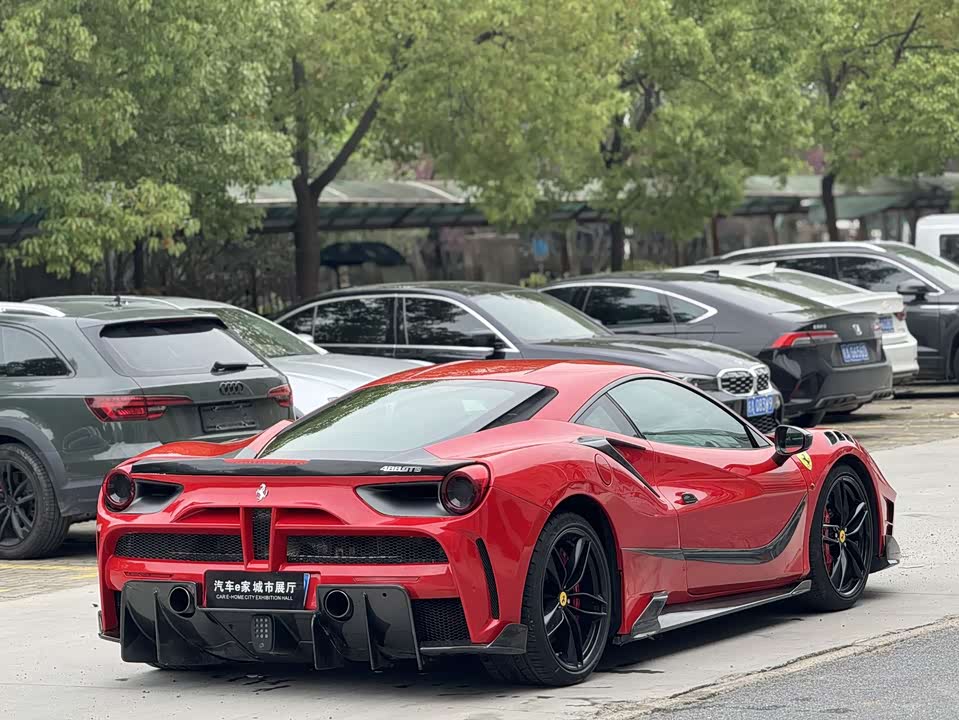 Ferrari 488
