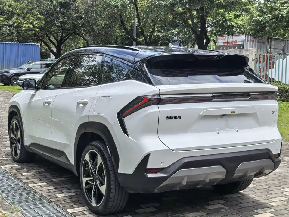 Geely Galaxy Galaxy L7