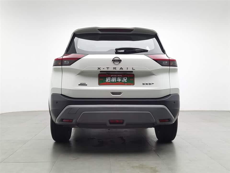 Nissan Qijun