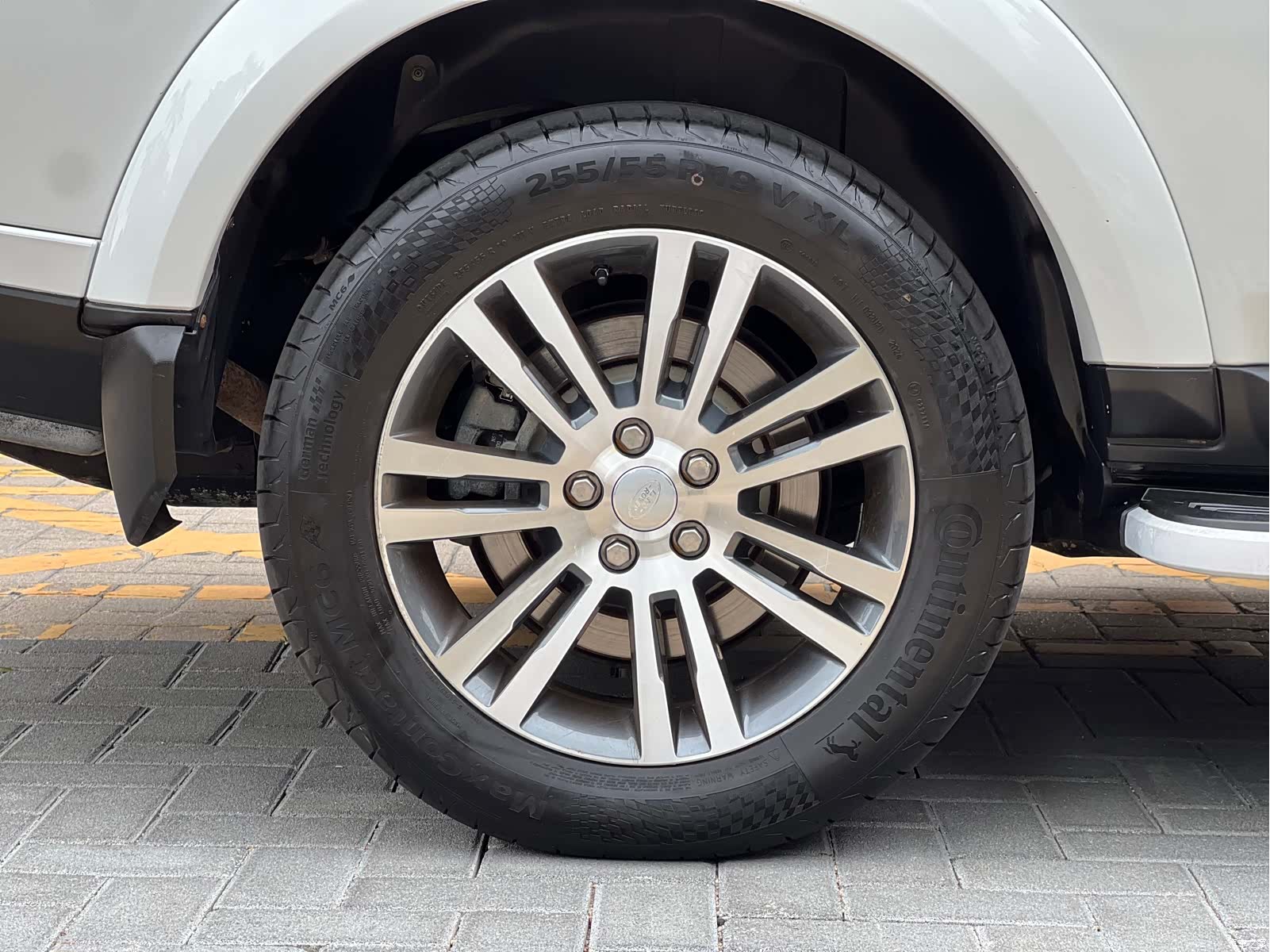 Land Rover Discovery, 2015 15