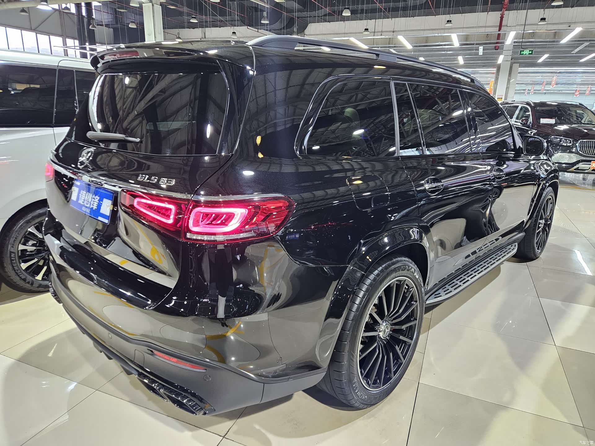 Mercedes-Benz GLS, 2024 4