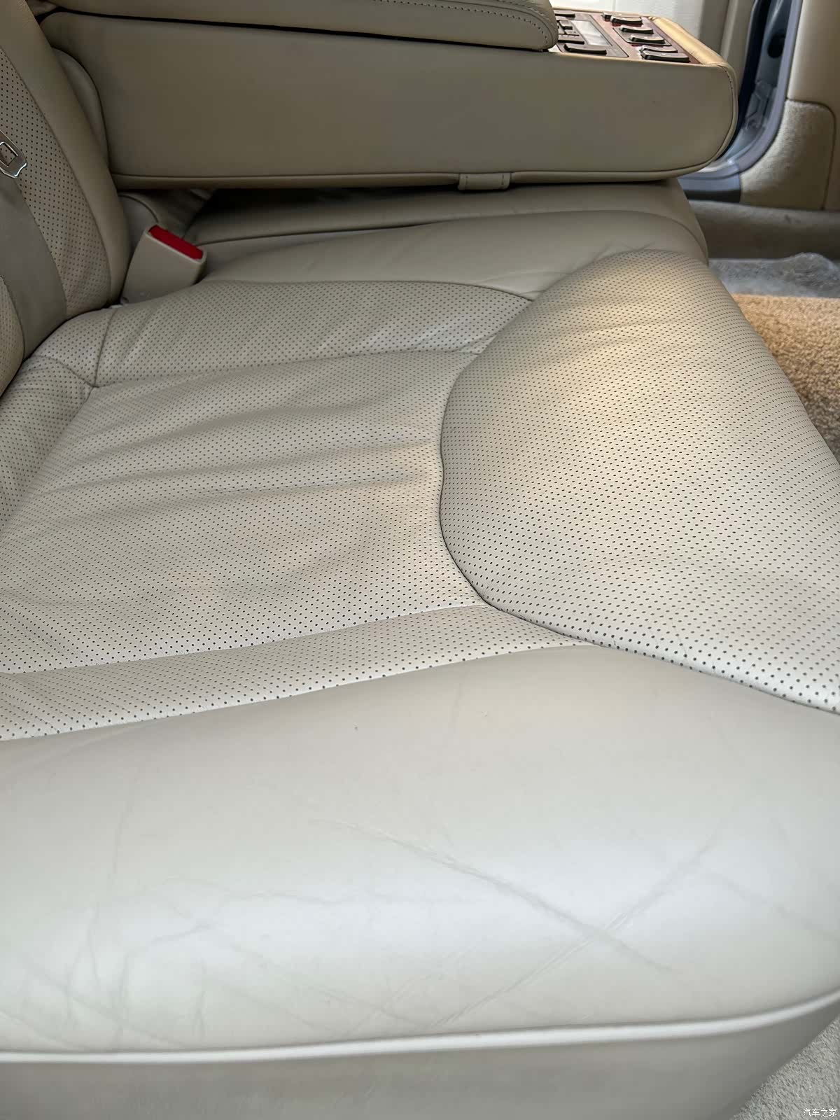 Lexus LS, 2005 11
