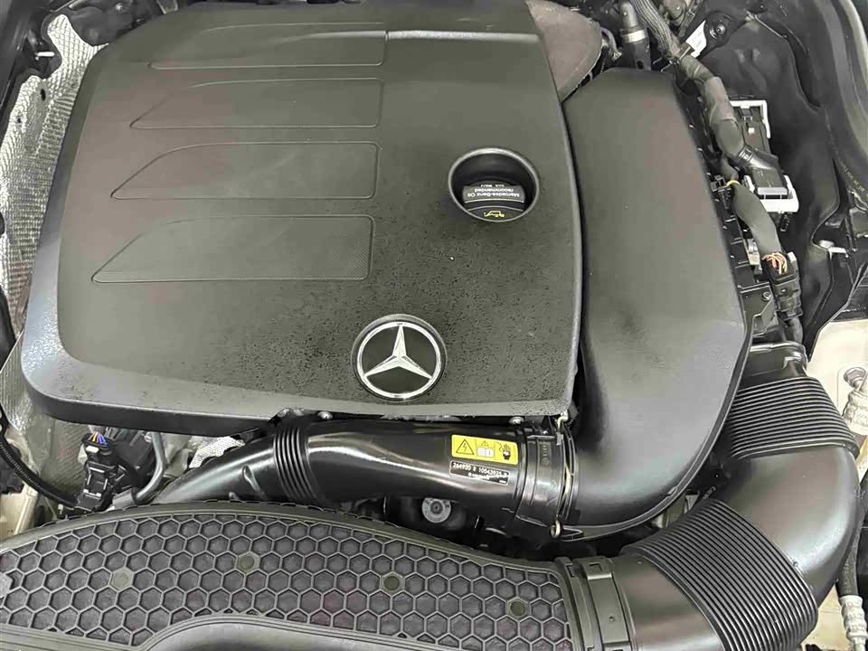 Mercedes-Benz GLC Mercedes-Benz GLC