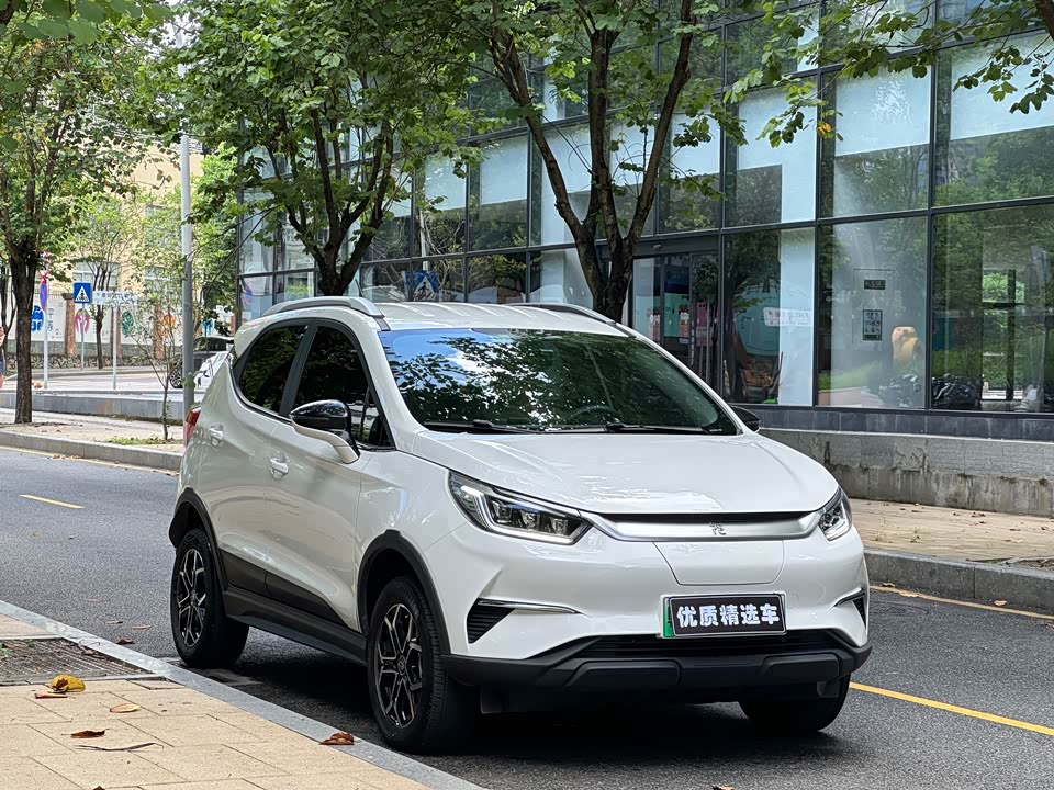 BYD Yuan Pro BYD Yuan Pro
