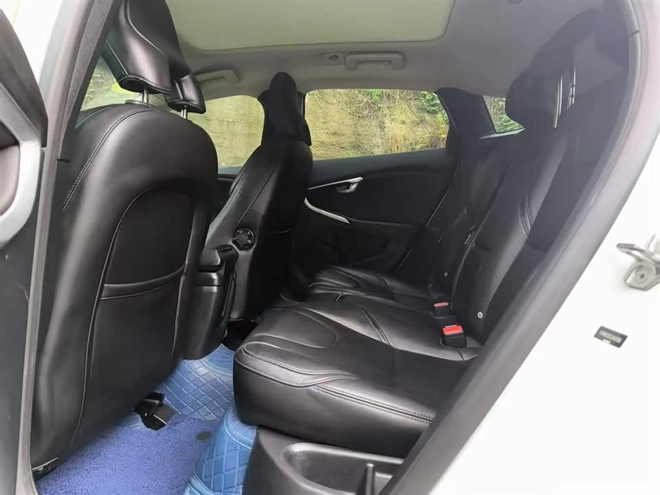 Volvo V40 Volvo V40