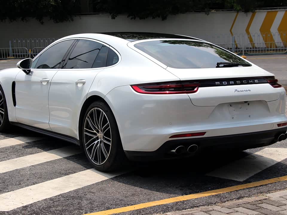 Porsche Panamera Porsche Panamera