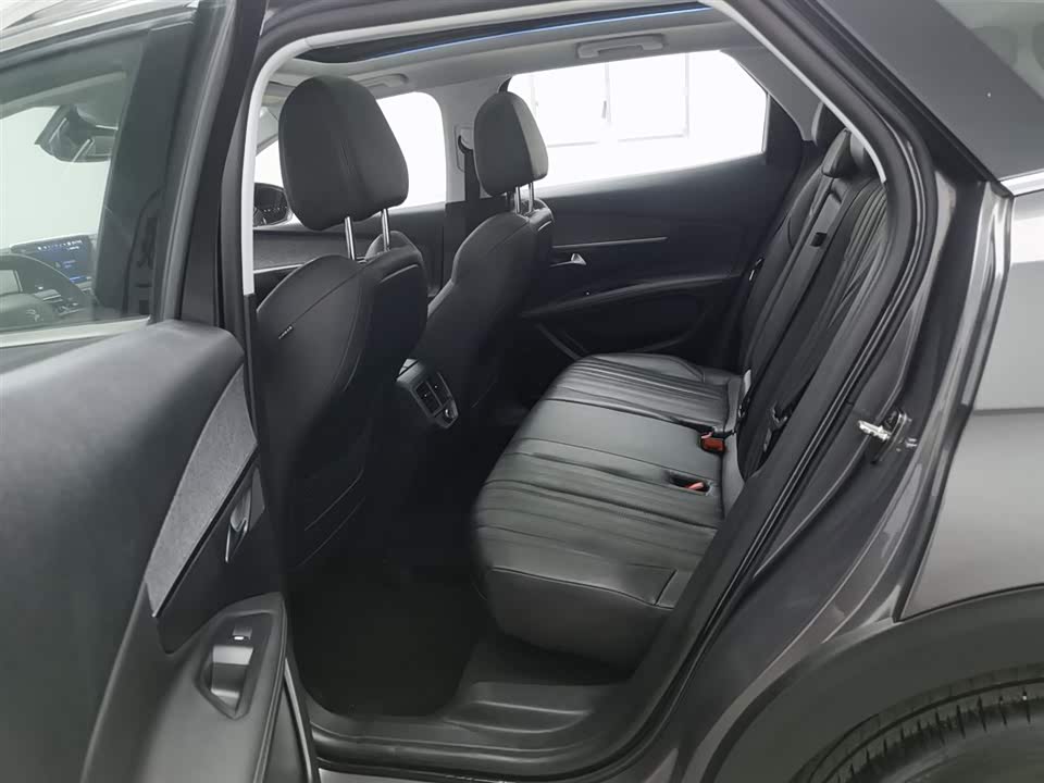 Peugeot 4008 Peugeot 4008