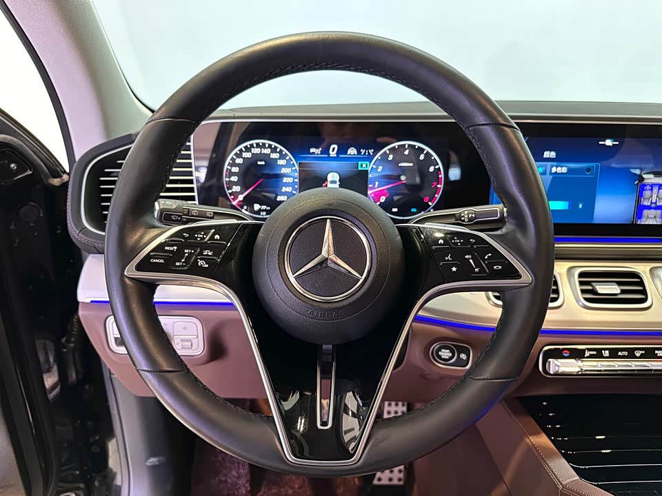 Mercedes-Benz GLS