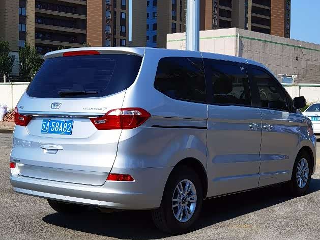 【沈阳】华颂7 2017款 2.0t 自动精英型_8.5000_二手车之家