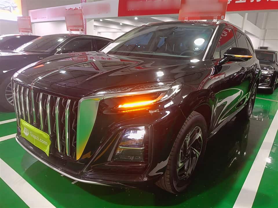 Hongqi HS3