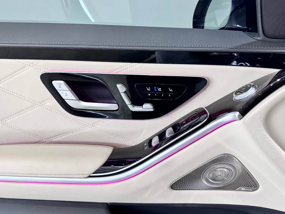 Mercedes-Benz Maybach S-class