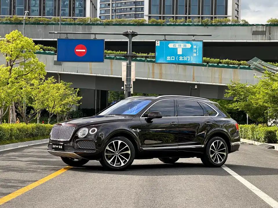 Bentley Tim Yue Bentley Tim Yue