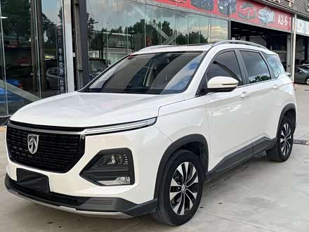 宝骏530 2020款 1.5t cvt尊贵互联型 5座