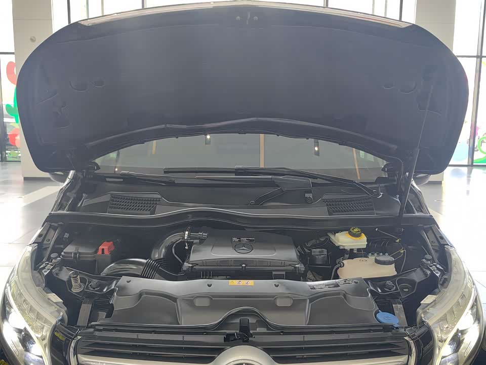 Mercedes-Benz V-class Mercedes-Benz V-class