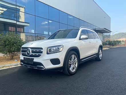 奔驰glb 2020款 glb 180 动感型