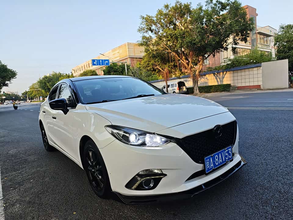 Mazda 3 Angkesaila Mazda 3 Angkesaila