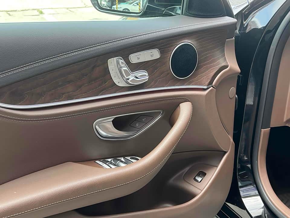 Mercedes-Benz E-class Mercedes-Benz E-class