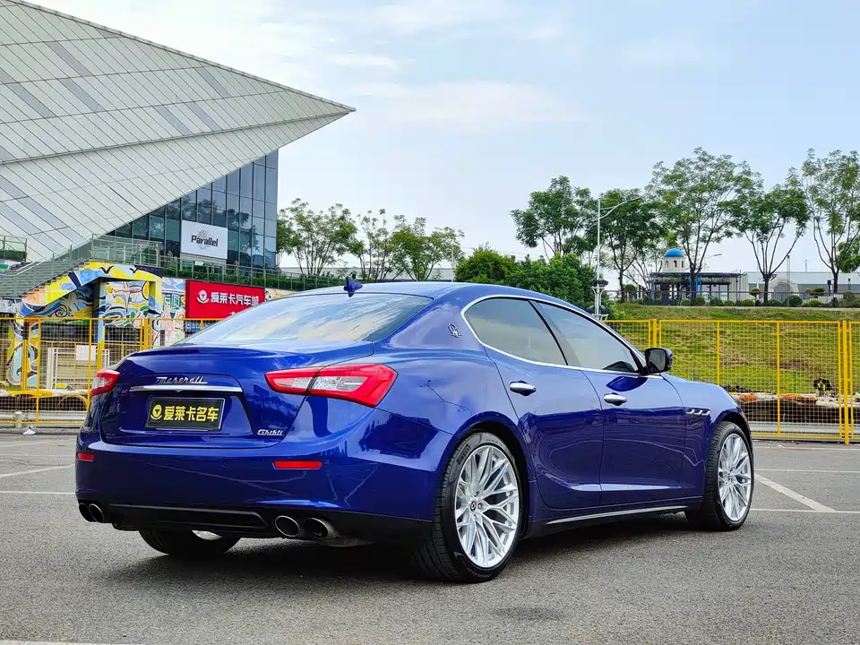 Maserati Ghibli Maserati Ghibli
