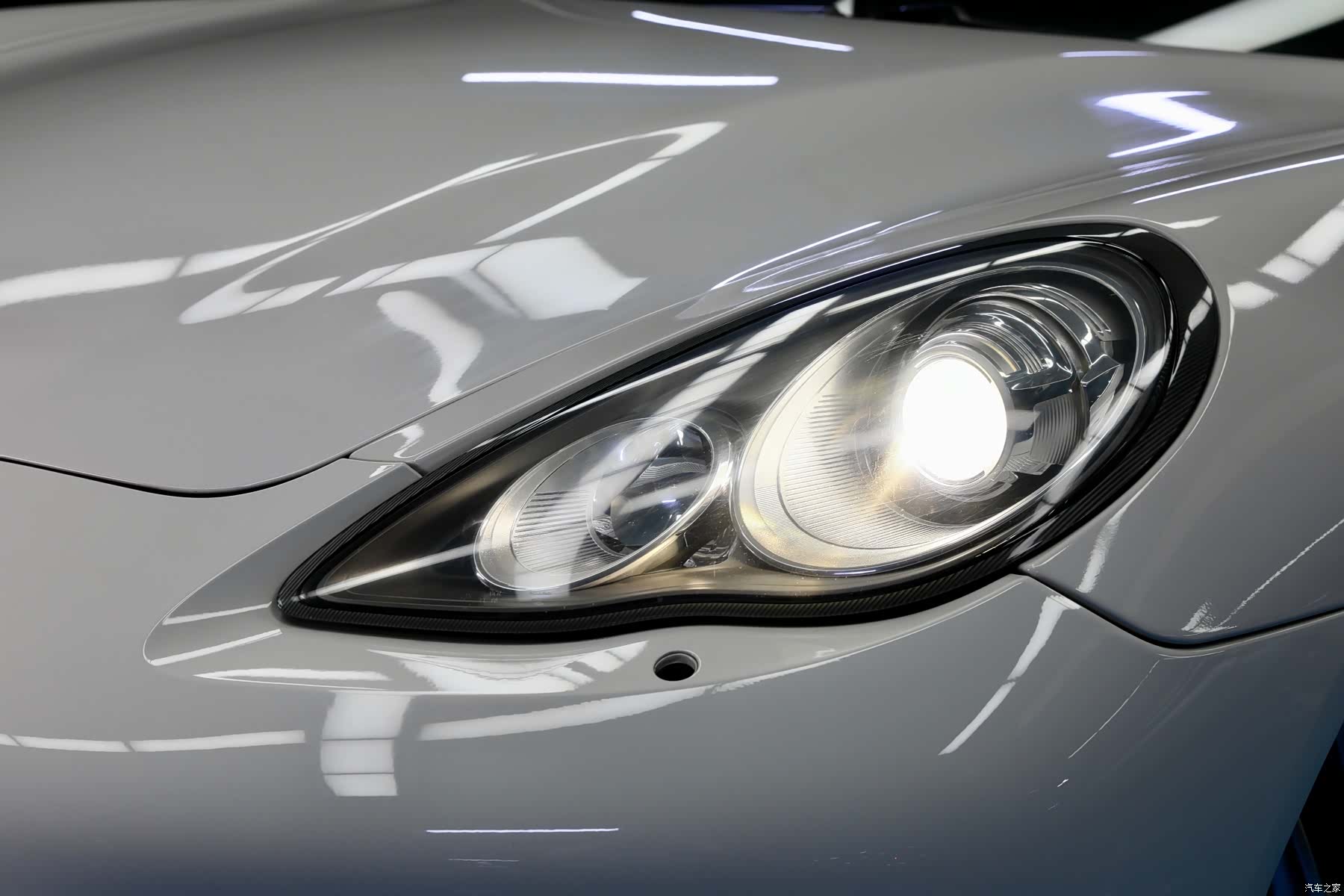 Porsche Panamera, 2012 4