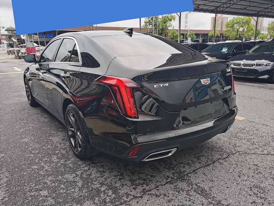 Cadillac CT4