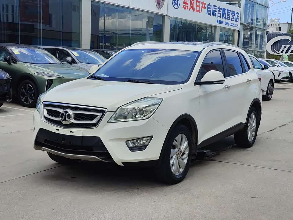 BAIC Shenbao X65