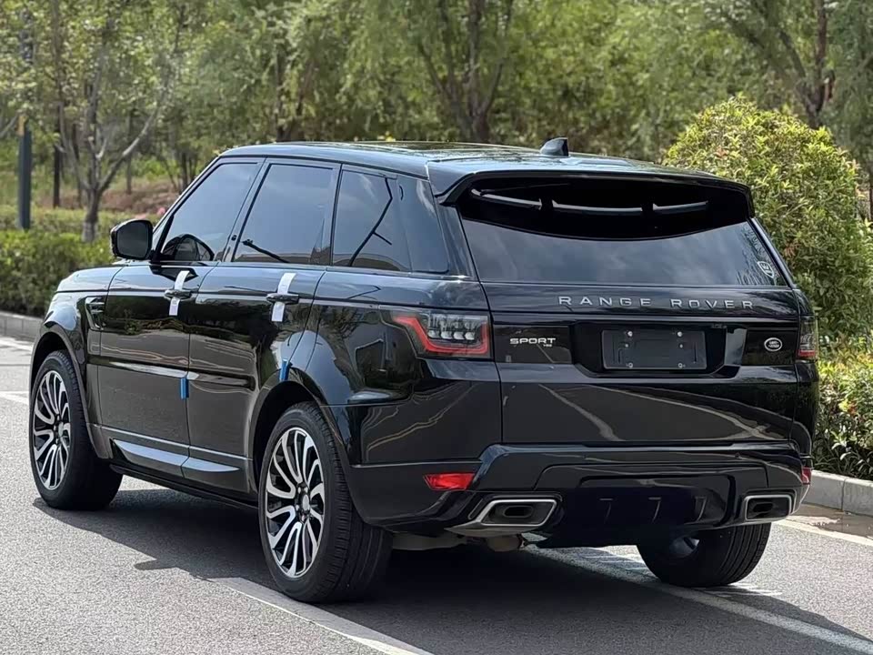 Land Rover Range Rover Sport Land Rover Range Rover Sport