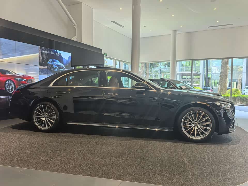 Mercedes-Benz S-class Mercedes-Benz S-class