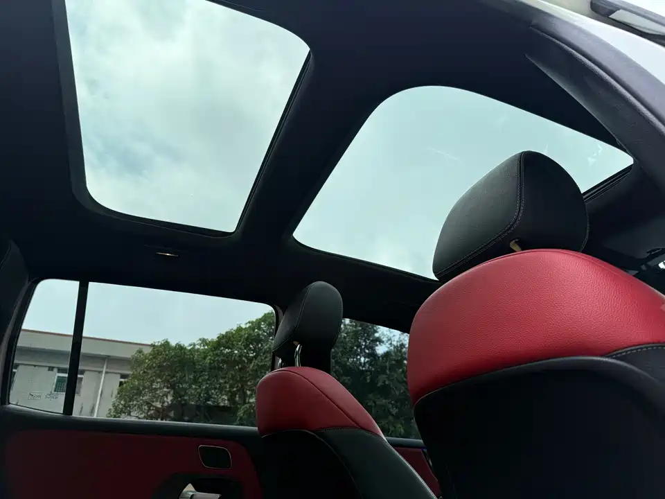 Mercedes-Benz GLB AMG