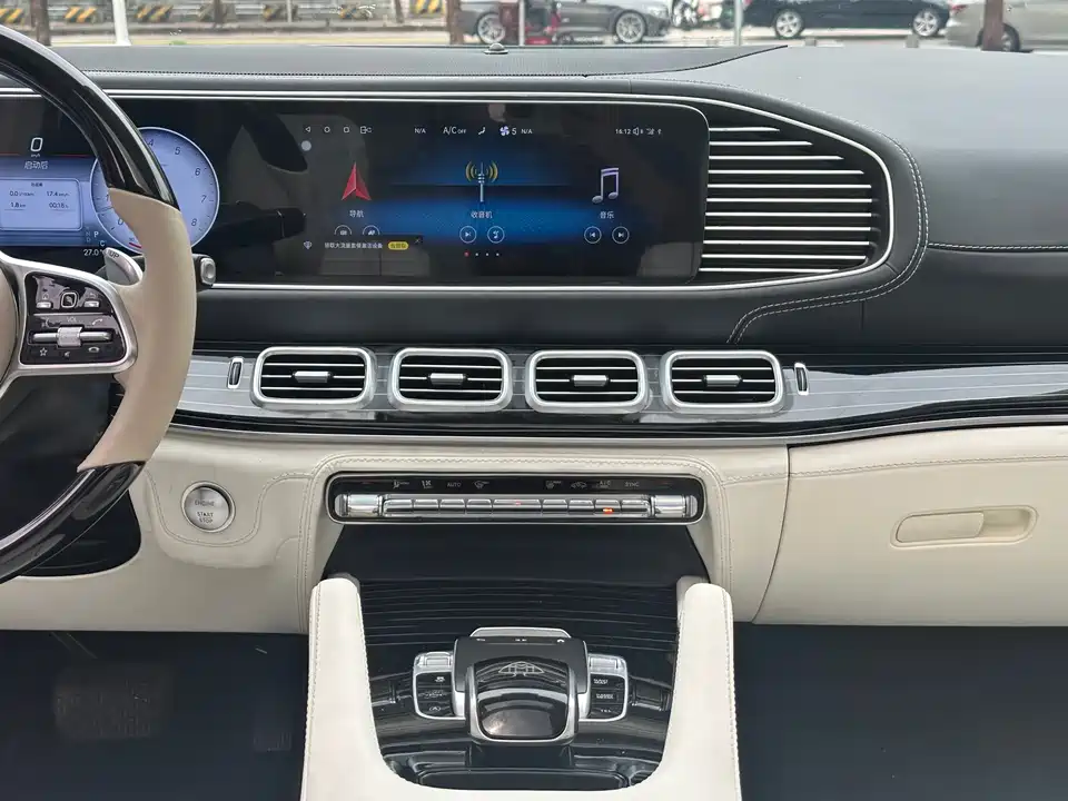 Mercedes-Benz GLS Mercedes-Benz GLS