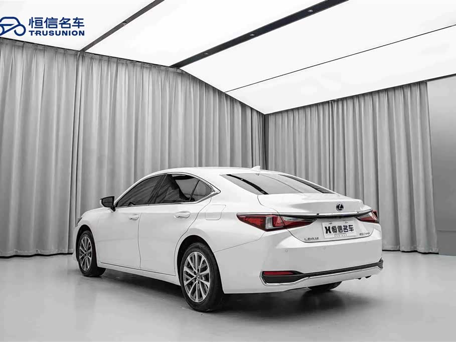Lexus ES Lexus ES