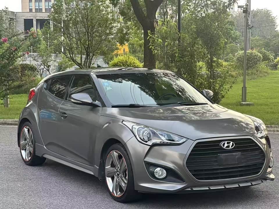 Hyundai Veloster