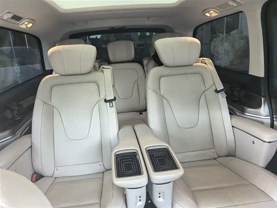 Mercedes-Benz V-class Mercedes-Benz V-class